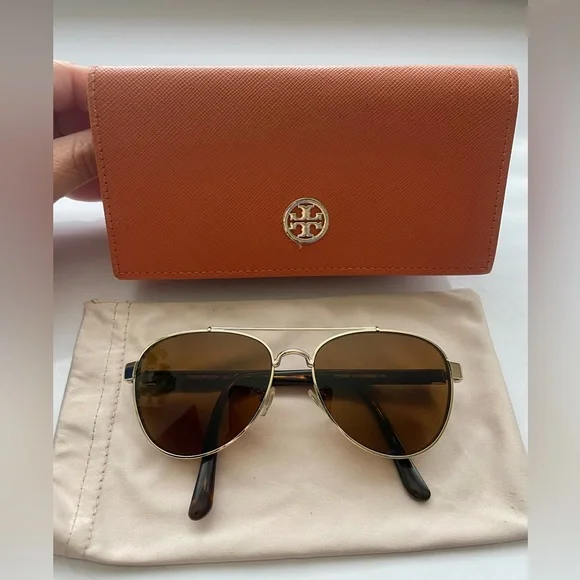 Tory Burch sunglasses - Picture 3 of 9